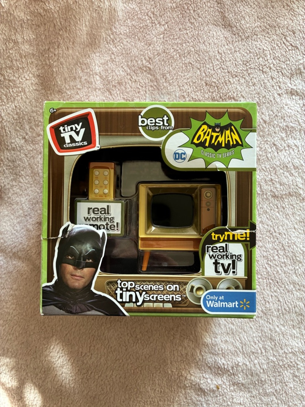 DC Batman Tiny TV Classics Toy Playset - Batman Classic 1960’s TV Series